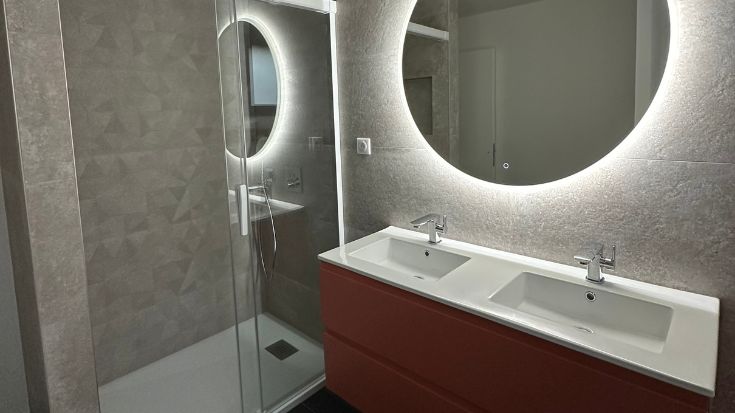 Installation de salle de bain – plomberie, confort et design